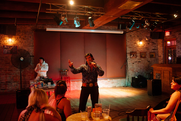 Elvis_Week010